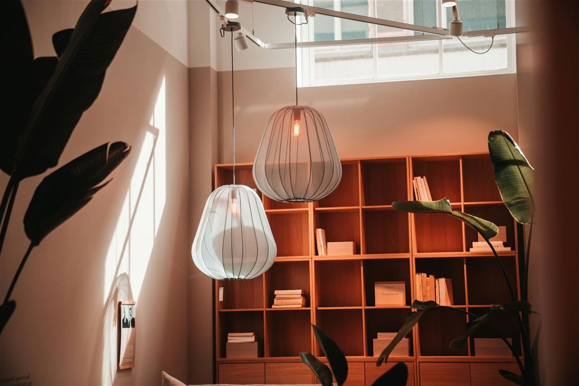 Pendant light - illuminate your space with style and versatility